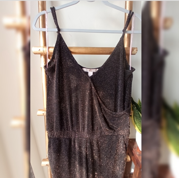 ❤️❤️❤️ Forever 21 Black and Gold Metallic Jumpsuit - Picture 6 of 14